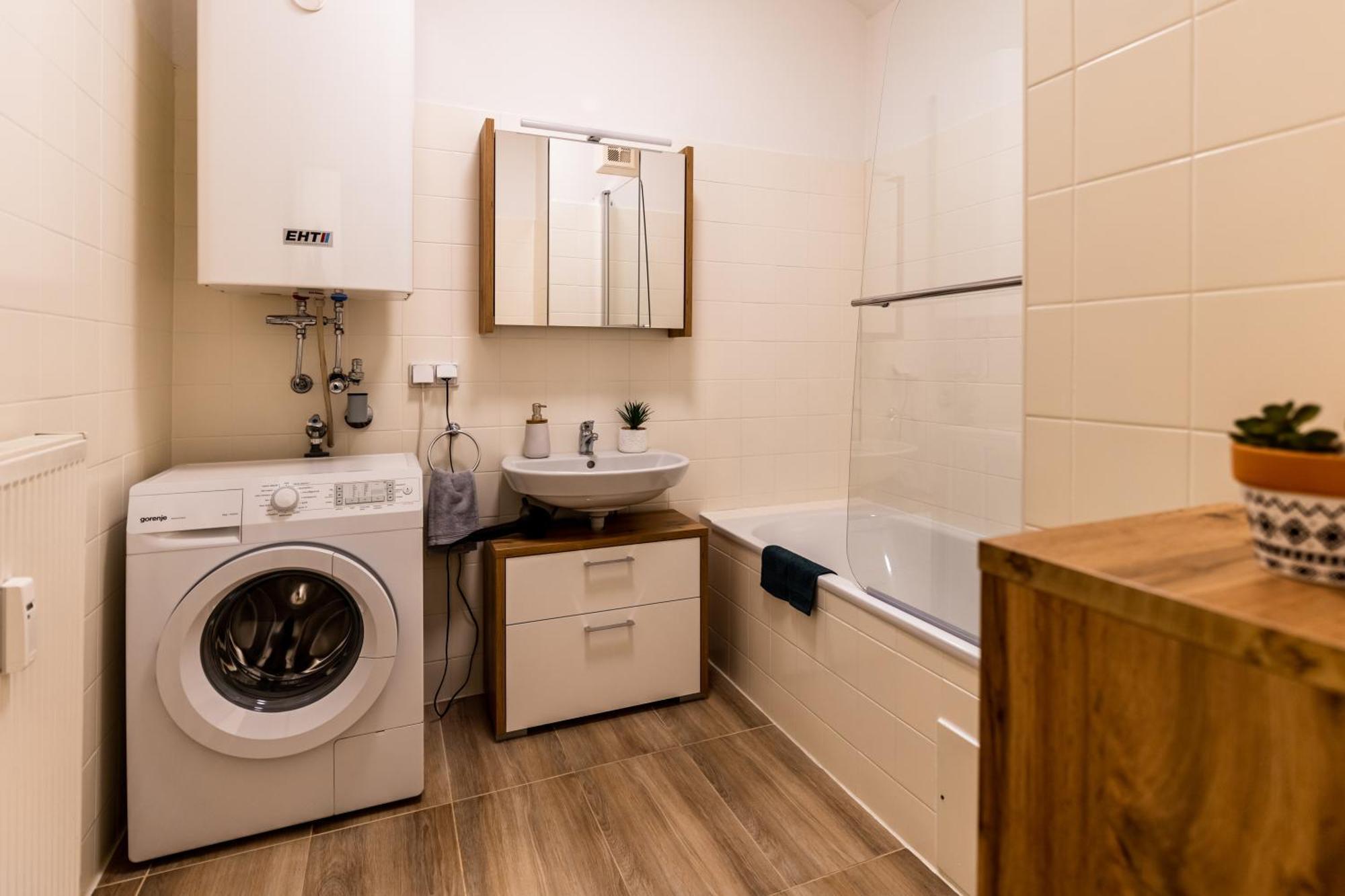 Sofia Apartment & Zimmer Sillweg Naehe Rebull Ring Fohnsdorf Chambre photo